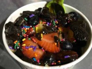 Yogurtland