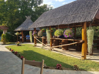 Etno Restoran Pečenjara Vajat