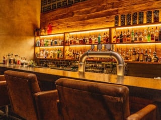 Trianon Emporio Bar