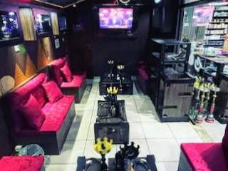Bob Lounge