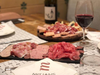 Mitjans La Botiga, Tast&vins
