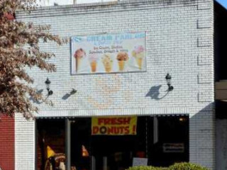 The Bread Basket Ice Cream Parlor And Sweet Shop