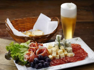 Bodega Tapas