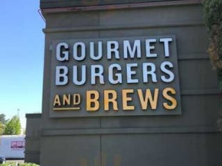 Red Robin Gourmet Burgers And Brews