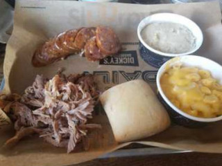 Dickey's Barbecue Pit