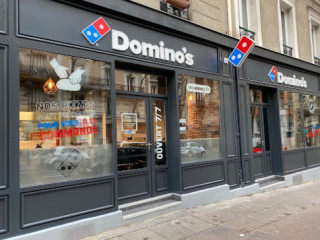 Domino's Pizza Lens