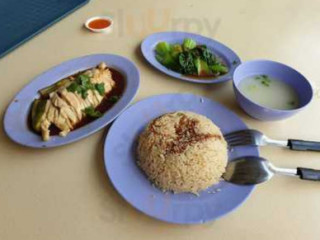 Yishun 925 Chicken Rice (potong Pasir)