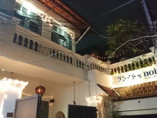 Noir. Ăn Trong Bóng Tối Dining In The Dark Saigon