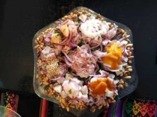 Tumi Cevicheria Peruano