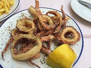 Rolando's Ouzeri