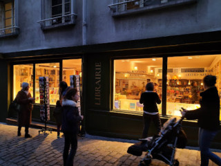 Librairie-cafe La Suite