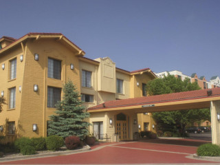 Country Inn Suites By Radisson, Hoffman Estates, Il