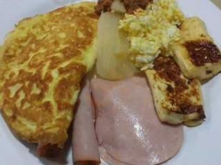 Delicatessen Pan Danielle