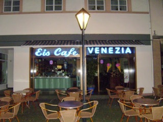 Cafe Venezia