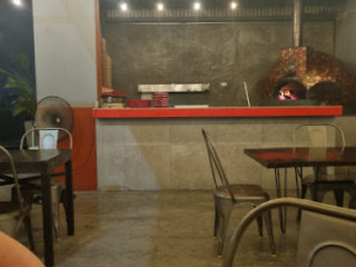 Eataliano Pizza Kitchen, México