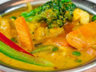 Gills Indian Cuisine- Coomera
