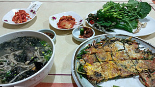 곰칼국수