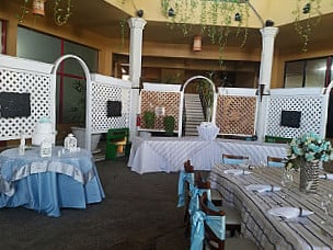 Cariatides Bamboo Catering Services