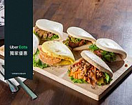 Handbun手拿包刈包 大安店