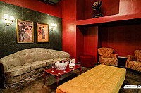 Cabaret Bar e Lounge
