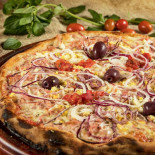 Prima Donna Pizzeria global.