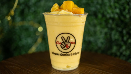 Seasonal Mango Fruit Smoothie