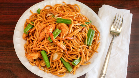 L15. House Special Lo Mein