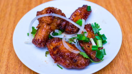 9. Cánh Gà Dầu Hào (Fried Chicken Wings With Spicy Oyster Sauce) (6)
