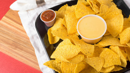 Chips Queso (8 Oz)