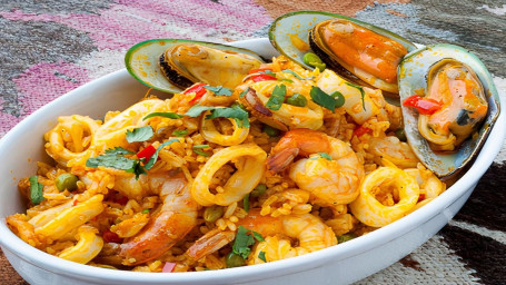 12. Arroz Con Mariscos (Seafood Rice)