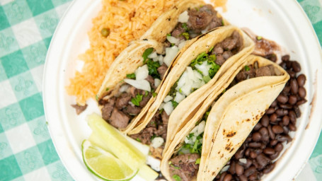 3 Tacos Com Arroz E Feijão