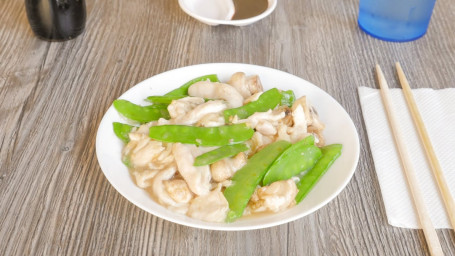 Chicken With Mushrooms And Pea Pod