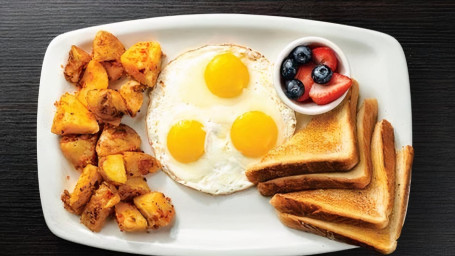Café Da Manhã Clássico Com 3 Ovos