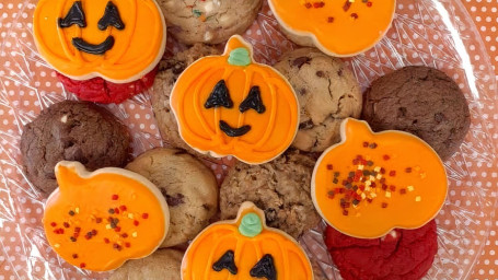 Halloween Pumpkin Cookie Tray