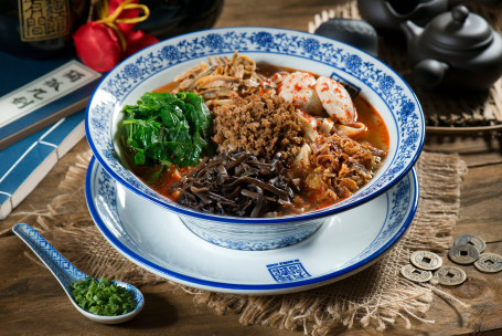 Spicy Sour Soup Pan Mee