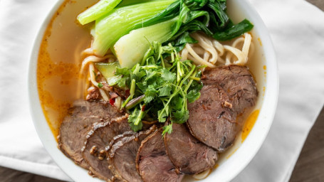 N1. Sliced Beef Noodle Bowl Niú Ròu Miàn