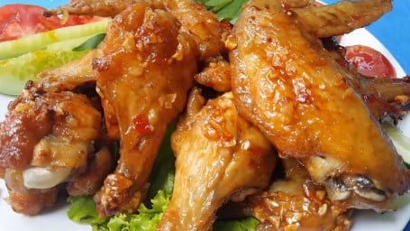 S5. Fried Chicken Wings With Fish Sauce (Cánh Gà Chiên Nước Mắm)
