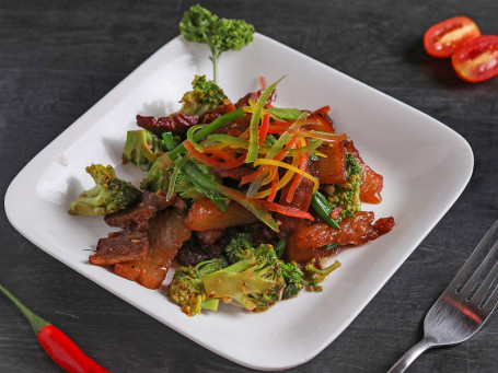 Stir Fry Pork With Broccoli
