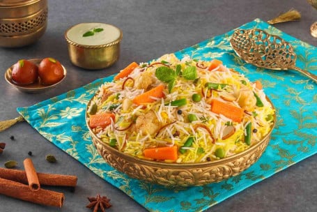 Subz-E-Biryani Veg Biryani Serves 2]