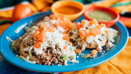 Sopes With Tripa