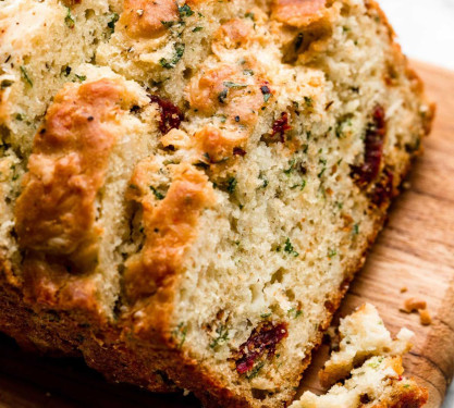 Herbed Sundried Tomato Cheese Loaf