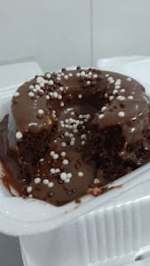 Bolo De Chocolate Cobertura De Brigadeiro