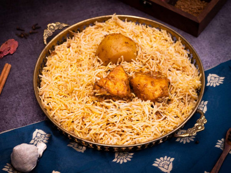 Bhuna Chicken Biryani [2 Pcs]