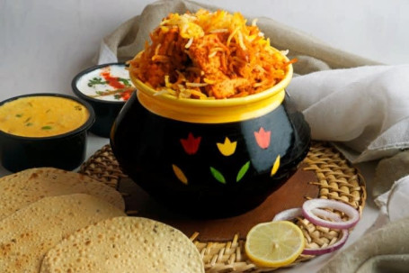 Paneer Tikka Biryani (Serve 2-3)