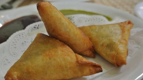 A1. Chicken Samosas