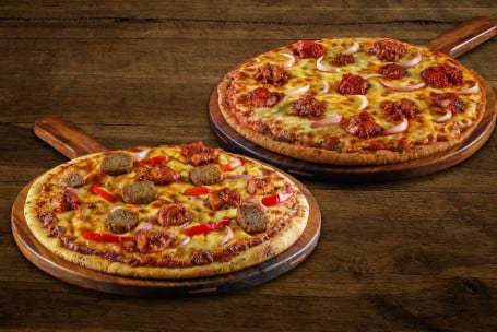 Duas Combinações De Pizza Média Especial Não Vegetariana.