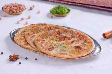 Banheira Singhada Aloo Paratha (3 Unid.).