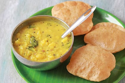 Poori With Masala (3 Pcs)