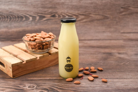 Kesar Badam Shake [Deluxe]