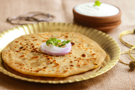 Onion Prantha With Curd